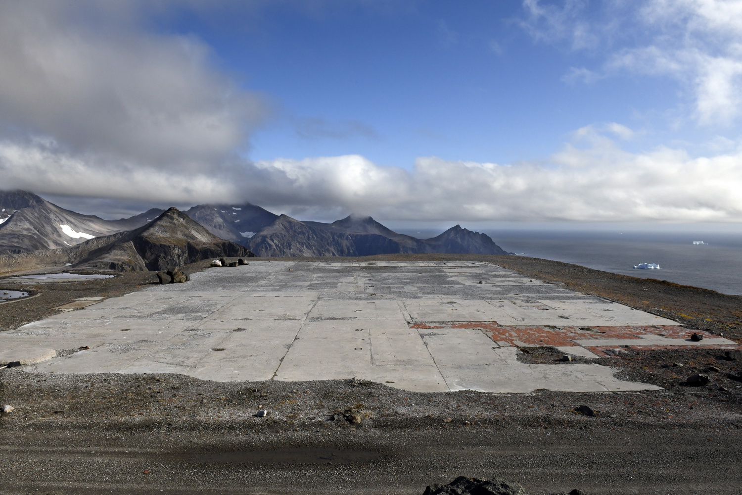 Dolph Kessler - Keep Greenland a secret / het oosten 