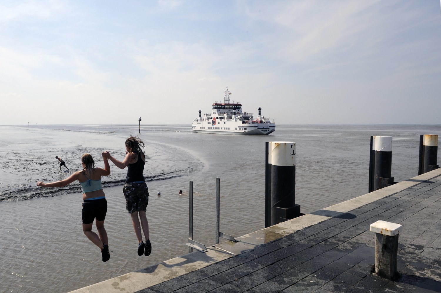 Dolph Kessler - Photobook between Dokkum and the sea - 2008 