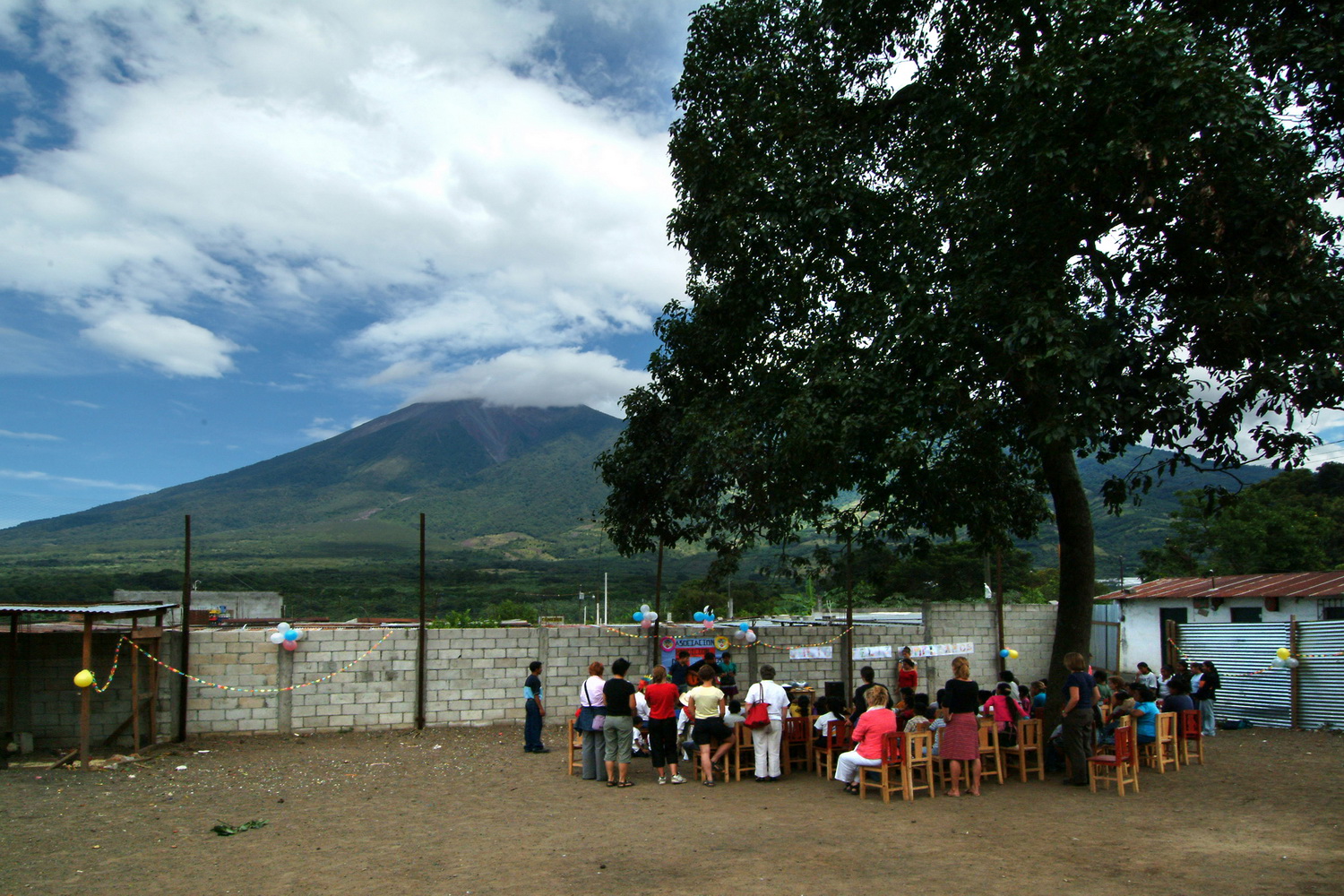 Dolph Kessler - Fotoboek Los Ninos - Guatemala 2004 