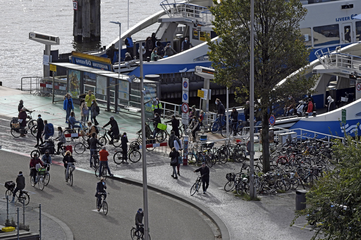 Dolph Kessler - 16 Hoog Amsterdam Noord 