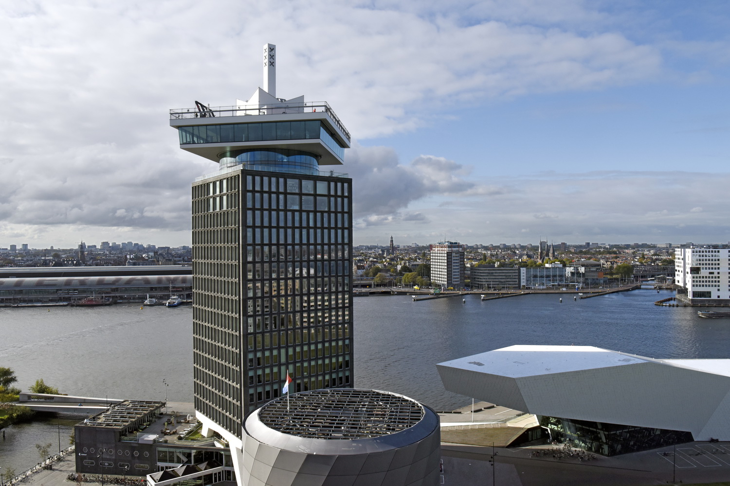 Dolph Kessler - 16 Hoog Amsterdam Noord 