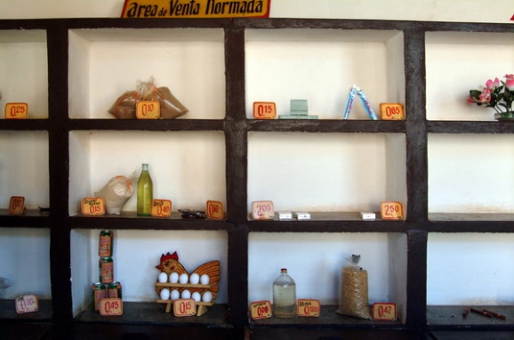 Dolph Kessler - Remedios, a small Cuban town - 2006 