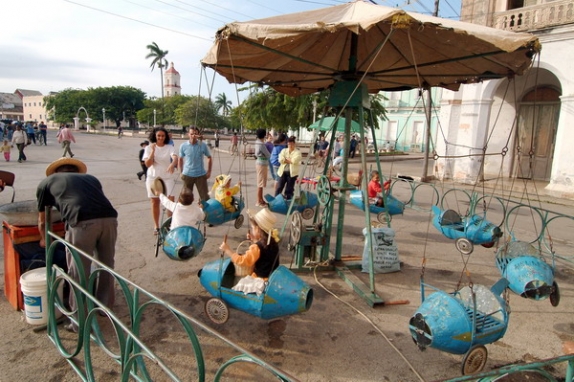 Dolph Kessler - Remedios, a small Cuban town - 2006 